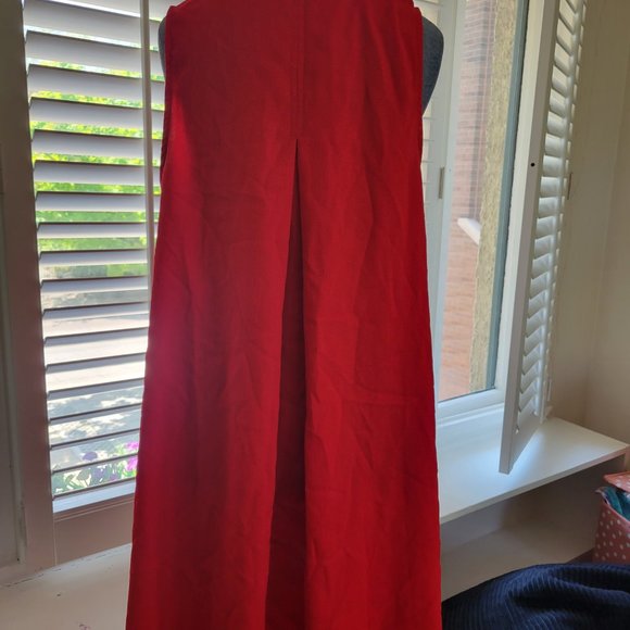 Red top - Picture 4 of 4